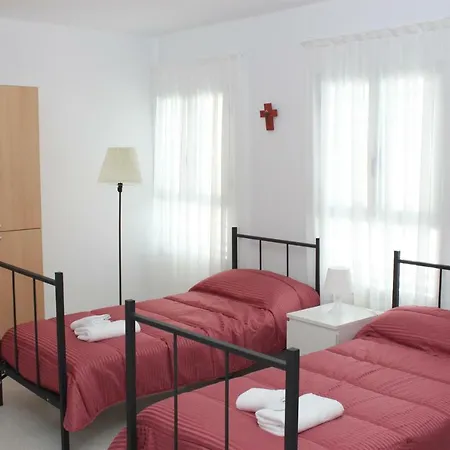 Centro Cristo Rey 3*
